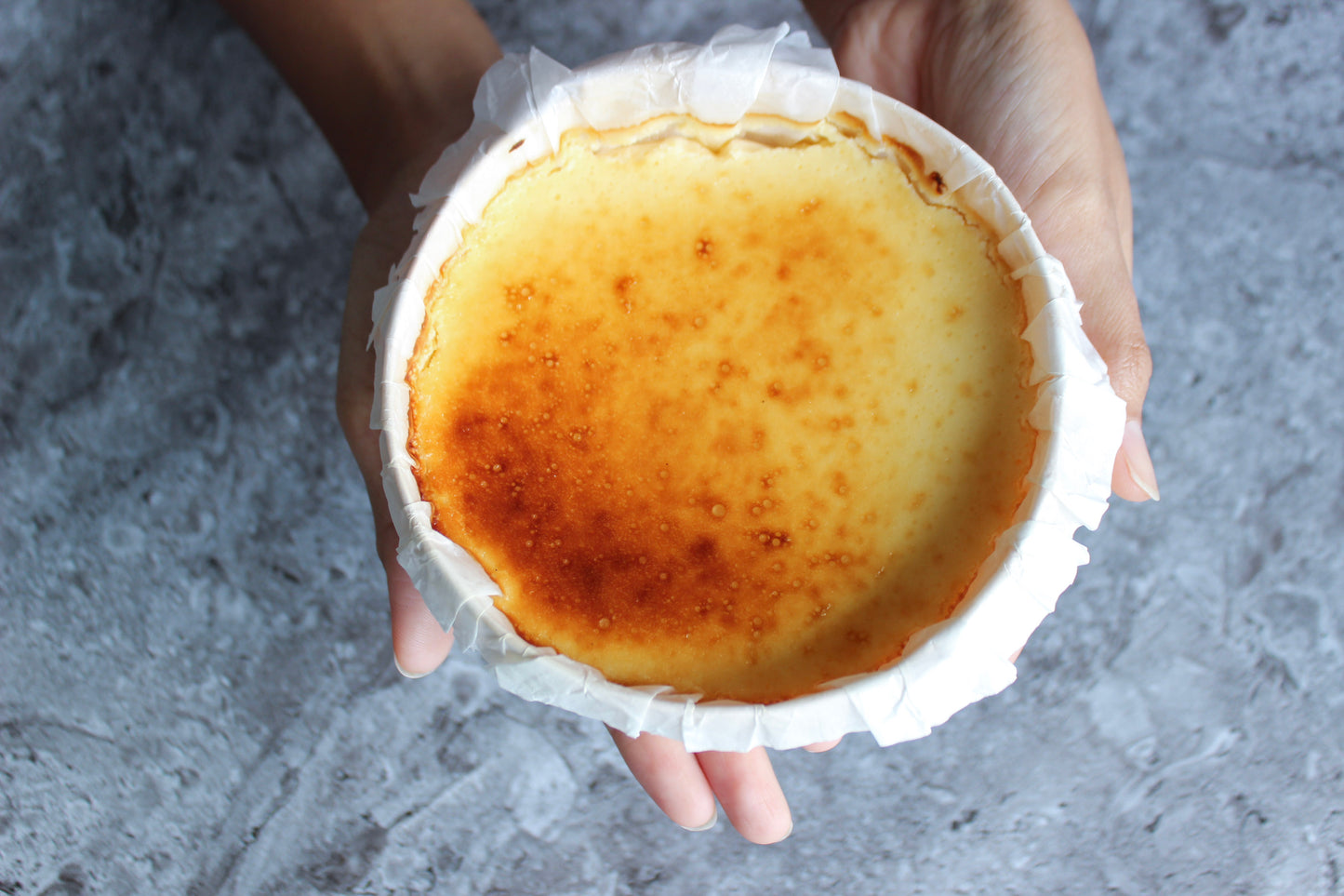 Large Classic Cheesecake (5.3 inches)
